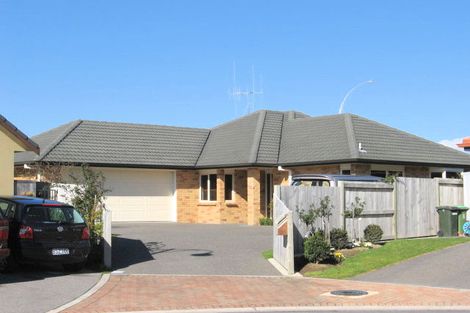 Photo of property in 14 Doneraille Place, Bethlehem, Tauranga, 3110