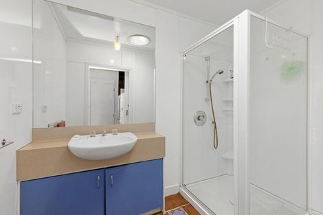 Photo of property in 84 Crowther Road, Wainuiomata, 5373