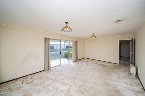 Photo of property in 198 Waihi Road, Hawera, 4610