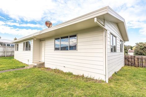 Photo of property in 4a Tainui Street, Castlecliff, Whanganui, 4501