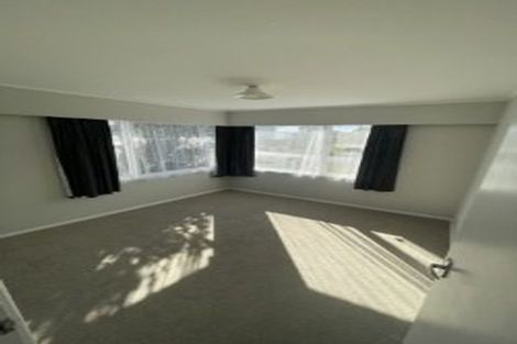 Photo of property in 14a Albert Road, Kelston, Auckland, 0602