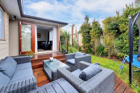Photo of property in 9 Urlich Drive, Ranui, Auckland, 0612