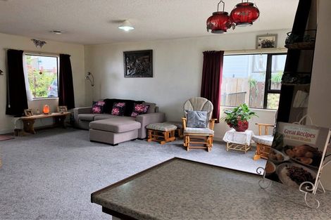 Photo of property in 16b Fairway Drive, Kerikeri, 0230