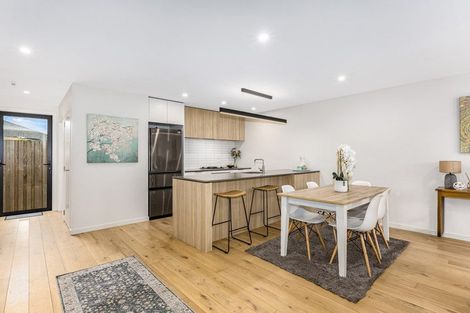 Photo of property in 1b Wai-iti Crescent, Woburn, Lower Hutt, 5010