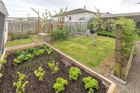 Photo of property in 64 Liverpool Street, Whanganui, 4500