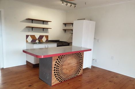 Photo of property in 41-41a Carthew Street, Okato, 4335