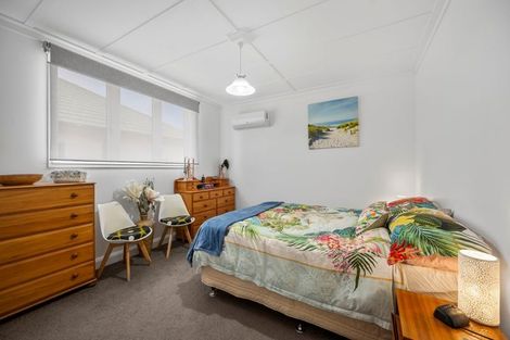 Photo of property in 6 Avondale Road, Taradale, Napier, 4112