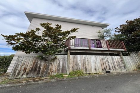 Photo of property in 17/1 Briar Way, New Lynn, Auckland, 0600