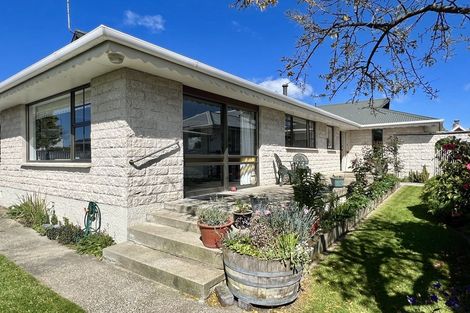 Photo of property in 140 Princes Street, Strathern, Invercargill, 9812