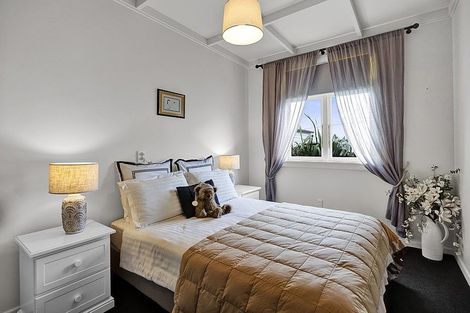 Photo of property in 56 Vogel Street, Hawera, 4610