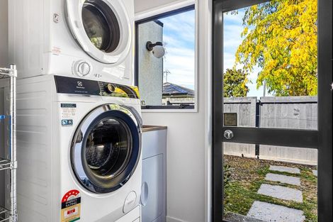 Photo of property in 15b Coates Place, Rangiora, 7400