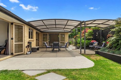 Photo of property in 17 Olive Close, Omokoroa, 3114