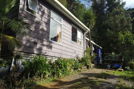 Photo of property in 6 English Bay Road, Opua, 0200