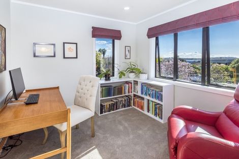 Photo of property in 50 Loloma Drive, Half Moon Bay, Auckland, 2012