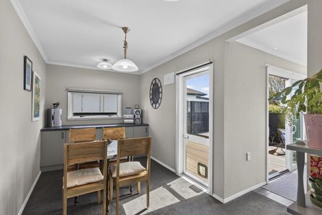 Photo of property in 317 Carrington Street, Vogeltown, New Plymouth, 4310