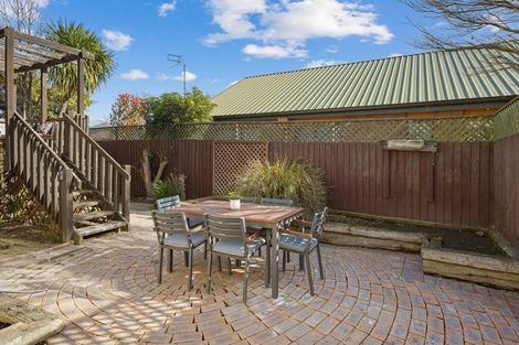Photo of property in 2/15 Lowry Avenue, Redwood, Christchurch, 8051