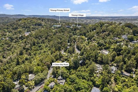 Photo of property in 6 Otitori Bay Road, Titirangi, Auckland, 0604