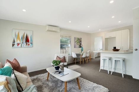 Photo of property in 11 Oriana Avenue, Lynfield, Auckland, 1042