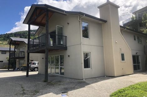 Photo of property in 13a Redfern Terrace, Arthurs Point, Queenstown, 9371
