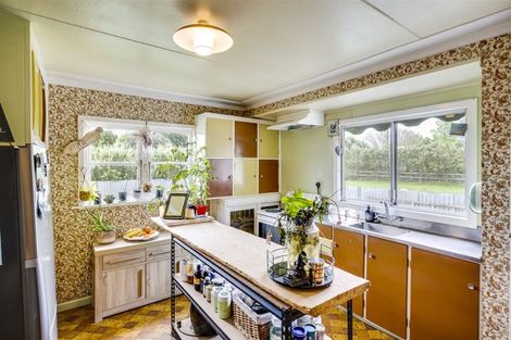 Photo of property in 155 School Road, Clive, 4102