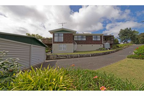 Photo of property in 23 Robert Burke Place, Henderson, Auckland, 0612