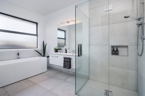 Photo of property in 47 Jarrett Terrace, Leamington, Cambridge, 3432