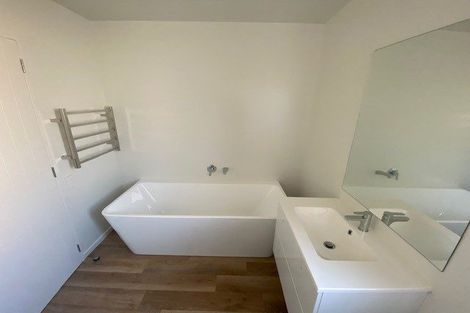 Photo of property in 7 Oakleigh Street, Woodend, 7610