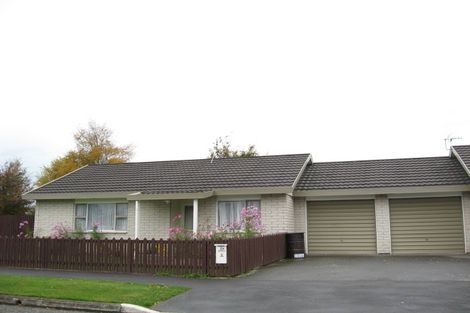 Photo of property in 2a Camden Street, Northcote, Christchurch, 8052