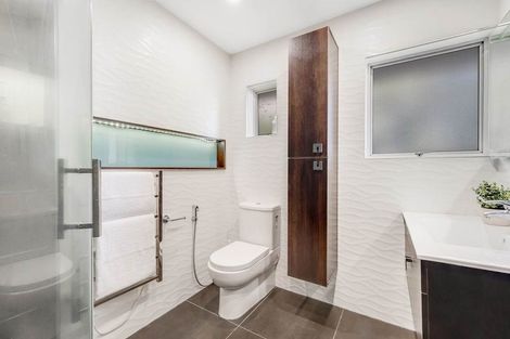 Photo of property in 4/11 Huapai Street, Onehunga, Auckland, 1061