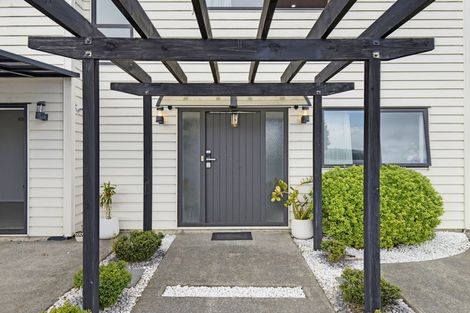 Photo of property in 126 Keri Vista Rise, Papakura, 2110