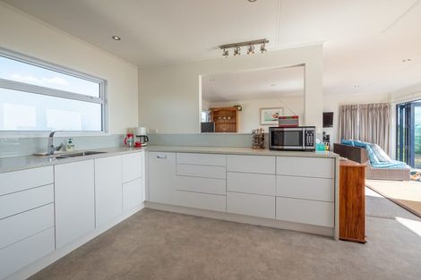 Photo of property in 9 Tait Street, Ruby Bay, Mapua, 7005