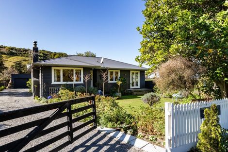 Photo of property in 190 Onehunga Road, Bay View, Napier, 4182
