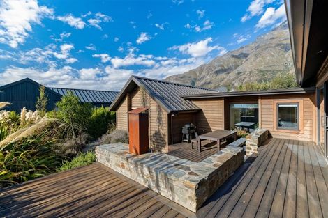 Photo of property in 5 Ellesmere Avenue, Jacks Point, Queenstown, 9371