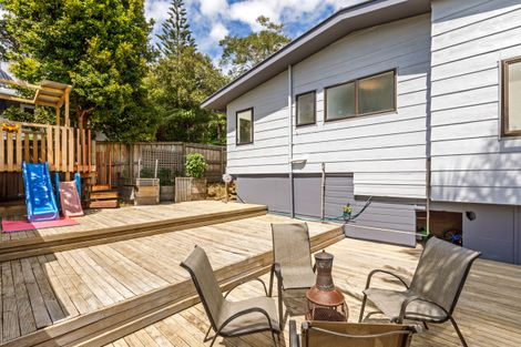 Photo of property in 1/20 Halder Place, Torbay, Auckland, 0632