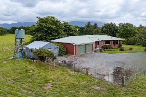 Photo of property in 227 Waimarama Road, Methven, Rakaia, 7782