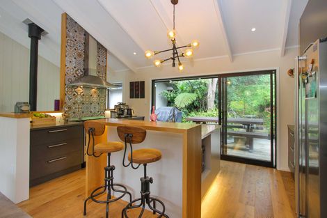 Photo of property in 30 Trelawny Place, Hillcrest, Auckland, 0627