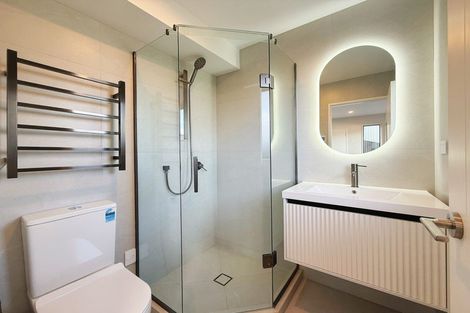 Photo of property in 13b Dominion Street, Takapuna, Auckland, 0622