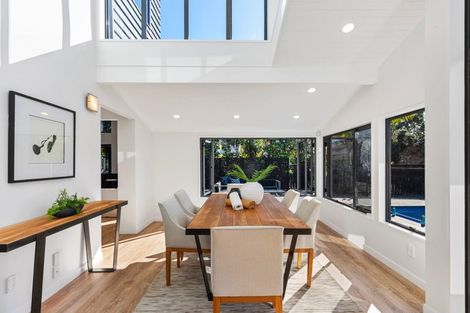 Photo of property in 6 Birchwood Grove, Greenhithe, Auckland, 0632