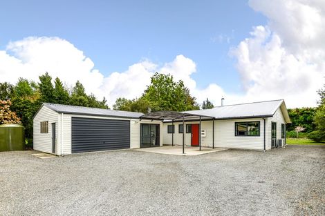 Photo of property in 21a Cross Street, Coalgate, 7673