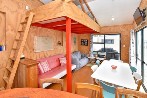 Photo of property in 21 Westside Road, Port Waikato, Tuakau, 2695