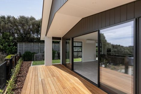 Photo of property in 8 Kingson Court, Omokoroa, 3114