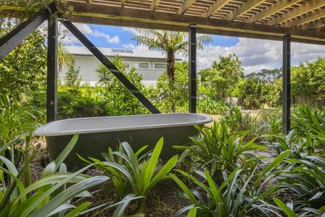 Photo of property in 68 Palmerston Road, Birkenhead, Auckland, 0626