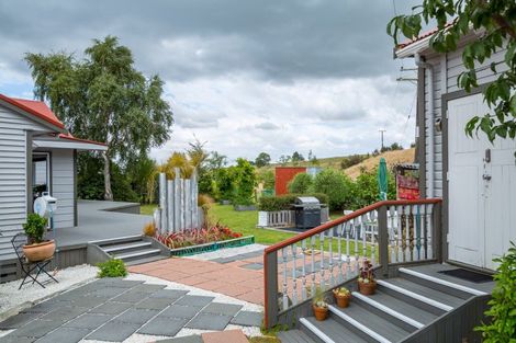 Photo of property in 2087 State Highway 2, Mount Bruce, Masterton, 5881