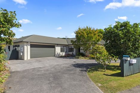 Photo of property in 9 Valleyside Way, Pukekohe, 2120