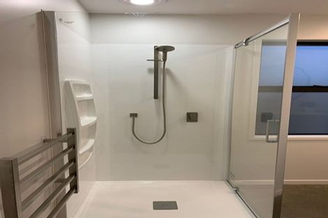 Photo of property in 9 Lyn Street, Lynmouth, New Plymouth, 4310