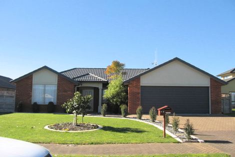 Photo of property in 63 Nielsen Gardens, Rototuna, Hamilton, 3210