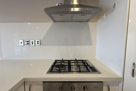 Photo of property in 9/3 Orwell Road, Greenhithe, Auckland, 0632