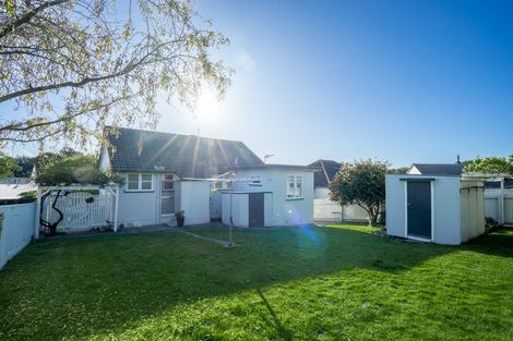 Photo of property in 5 Ngarimu Street, Roslyn, Palmerston North, 4414