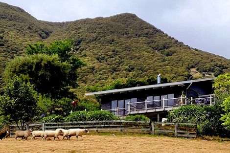 Photo of property in 100 Rocklands Road, Clifton, Takaka, 7183