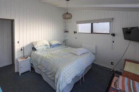 Photo of property in 223 Paku Drive, Tairua, 3508